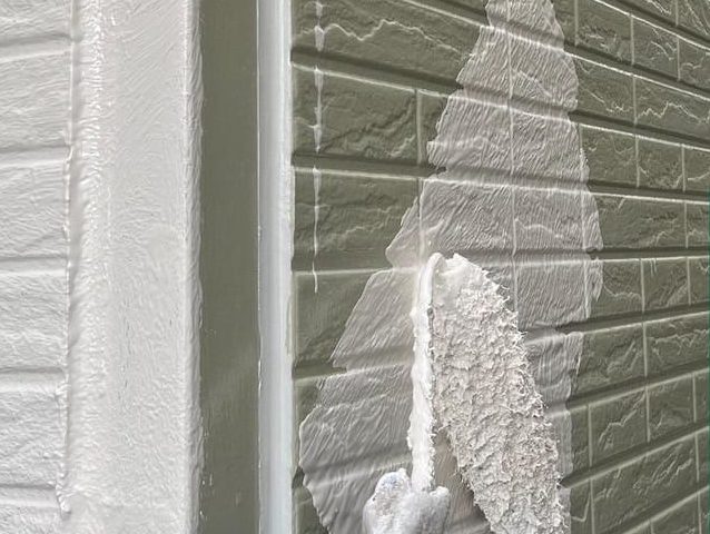 稲美町の外壁中塗り